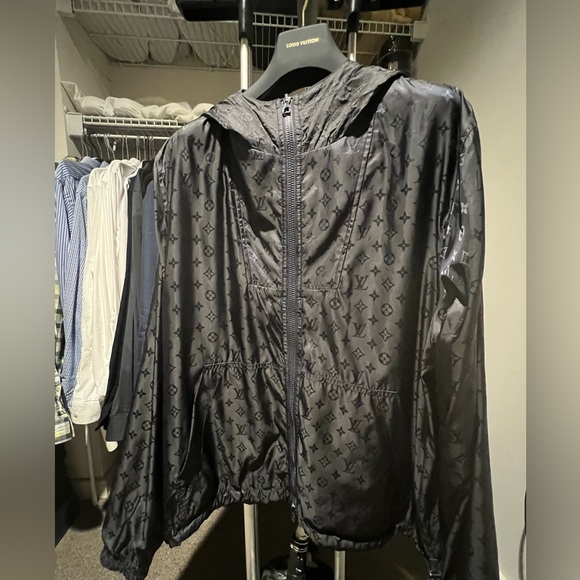 Authentic Reversible Louis Vuitton Monogram Jacket size 52. Fits like L. - Picture 4 of 9